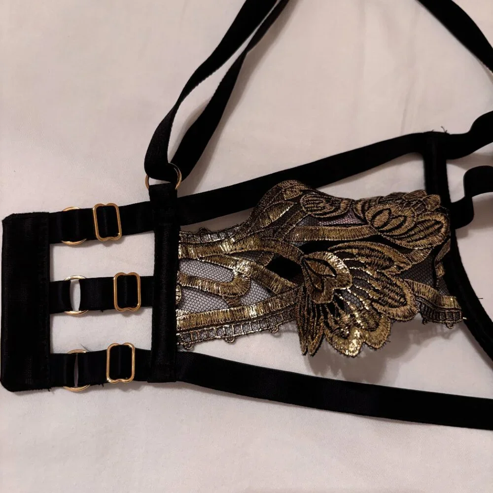 NWT Victoria's Secret Sexy Strappy Embroidered Balconette Bra - Picture 4 of 6